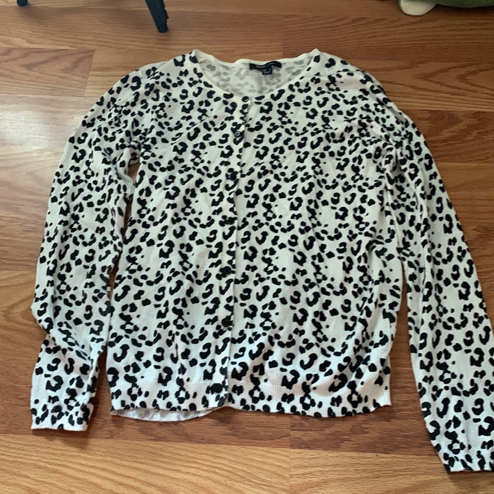Button down cheetah print top
